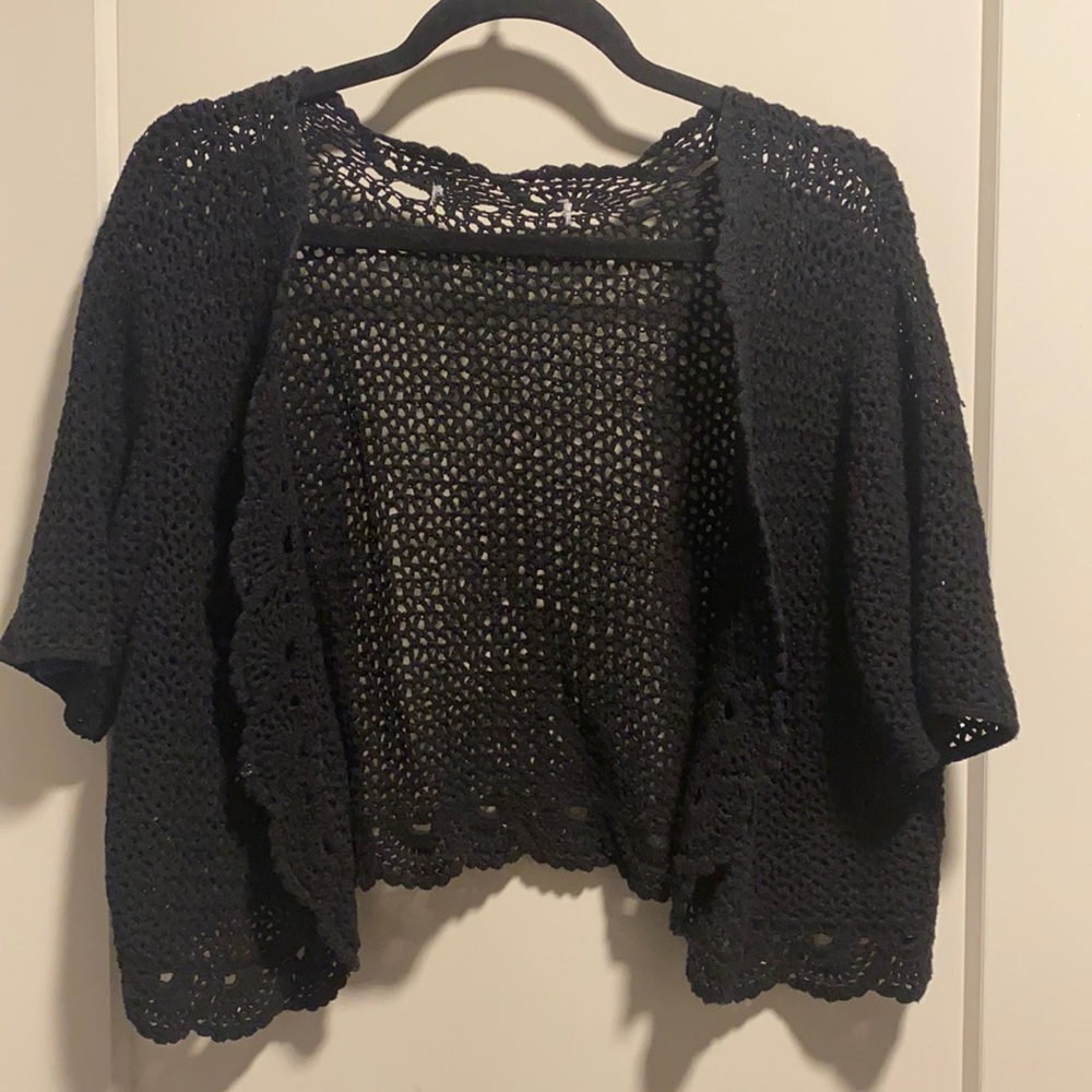 *Vintage* scalloped crochet bolero